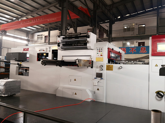 kopen Document het In reliëf maken Machine 7500shipping en Automatische Stempelmachine van de behandelings de Hete Folie online manufacture